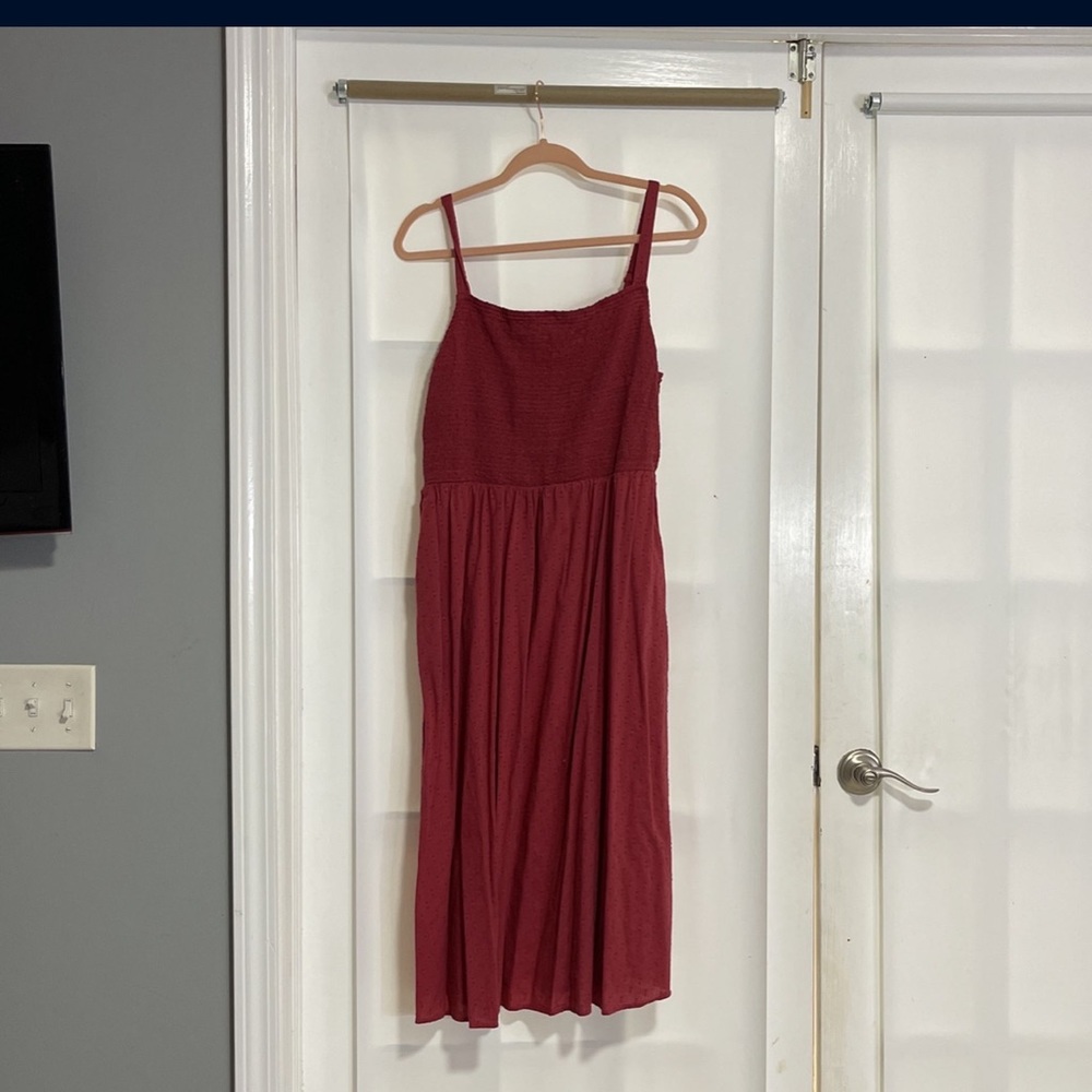 Old navy maxi cami dress worn once.